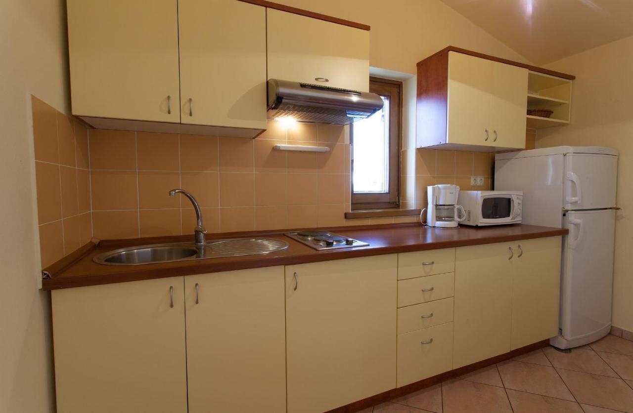 Apartman Vjekoslav Krk Town Εξωτερικό φωτογραφία