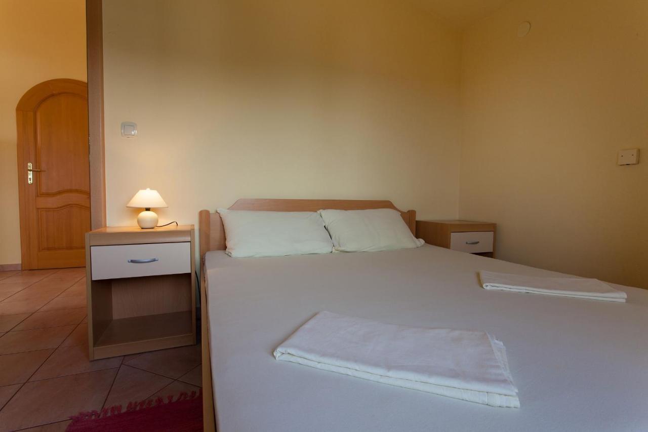 Apartman Vjekoslav Krk Town Εξωτερικό φωτογραφία