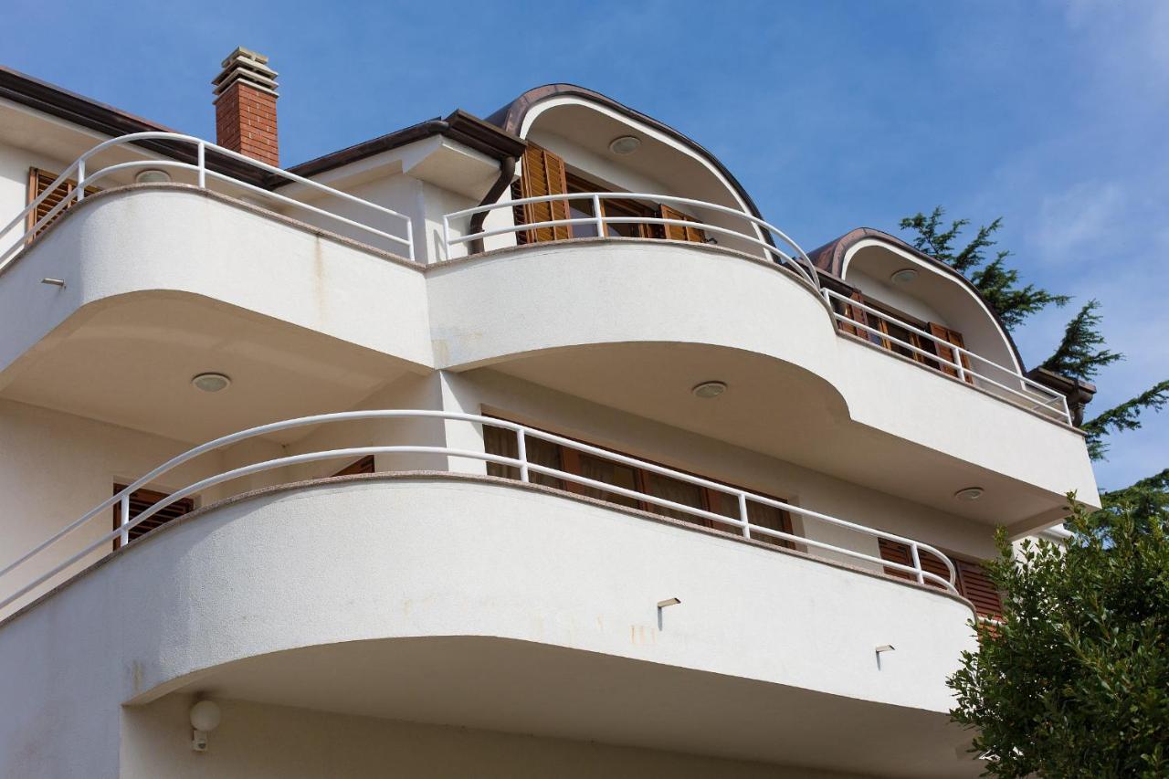 Apartman Vjekoslav Krk Town Εξωτερικό φωτογραφία